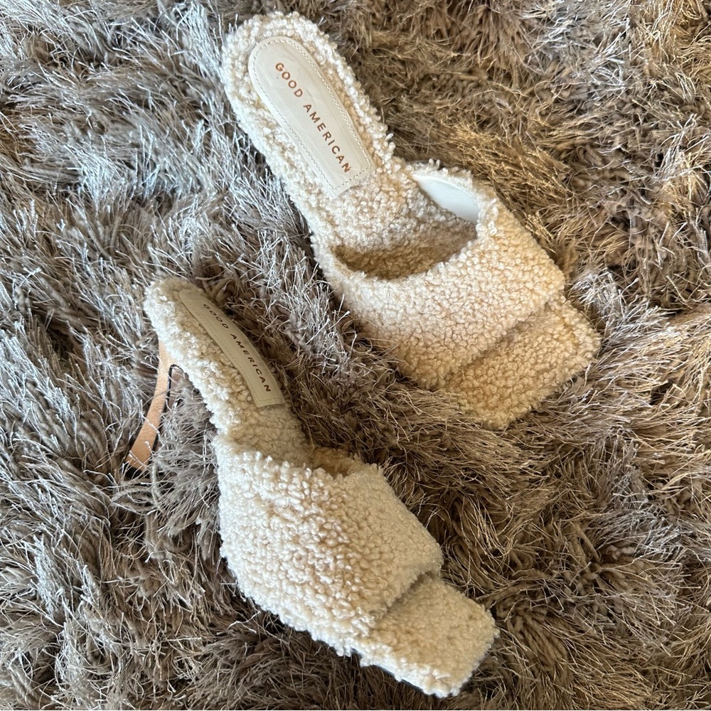 Good American Cream Sherpa Mules